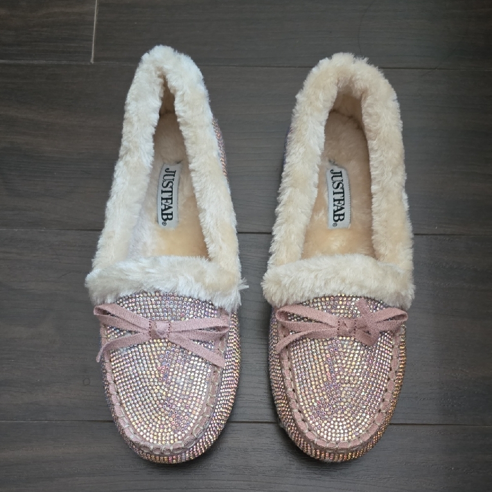 NWT JustFab Rhinestone Moccasins